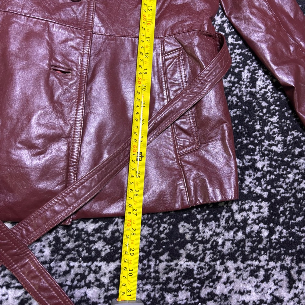 Vintage Bermans The Leather Experts Burgundy Belted Leather Jacket Coat Size 12 - Picture 5 of 5